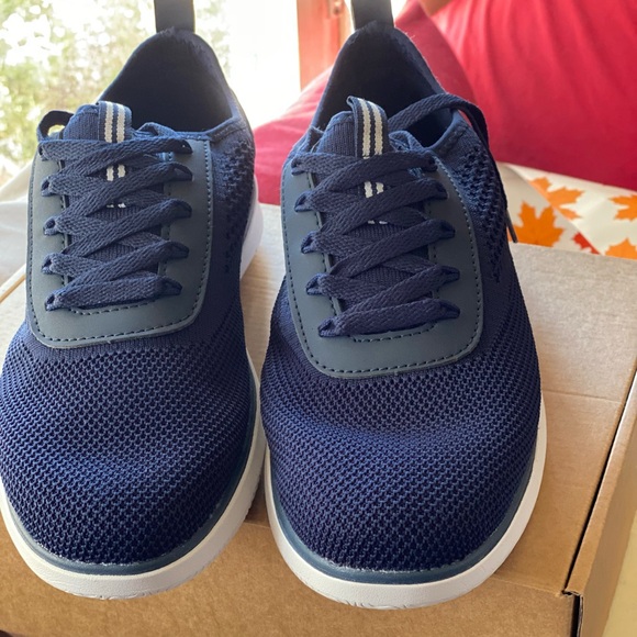 NAUTICAL MENS SHOES NWOB - Picture 2 of 10